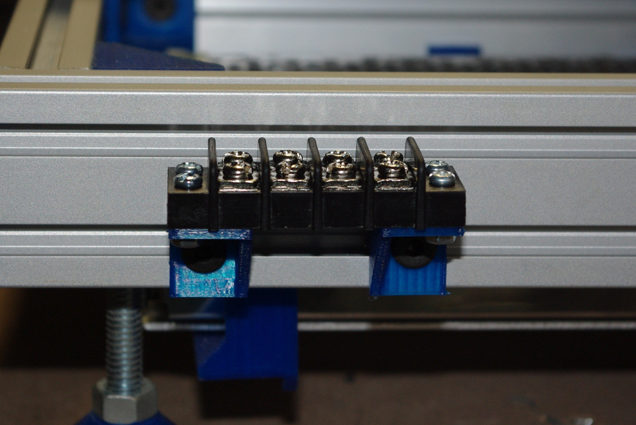 Terminal Block Holder for Aluminium Extrusion
