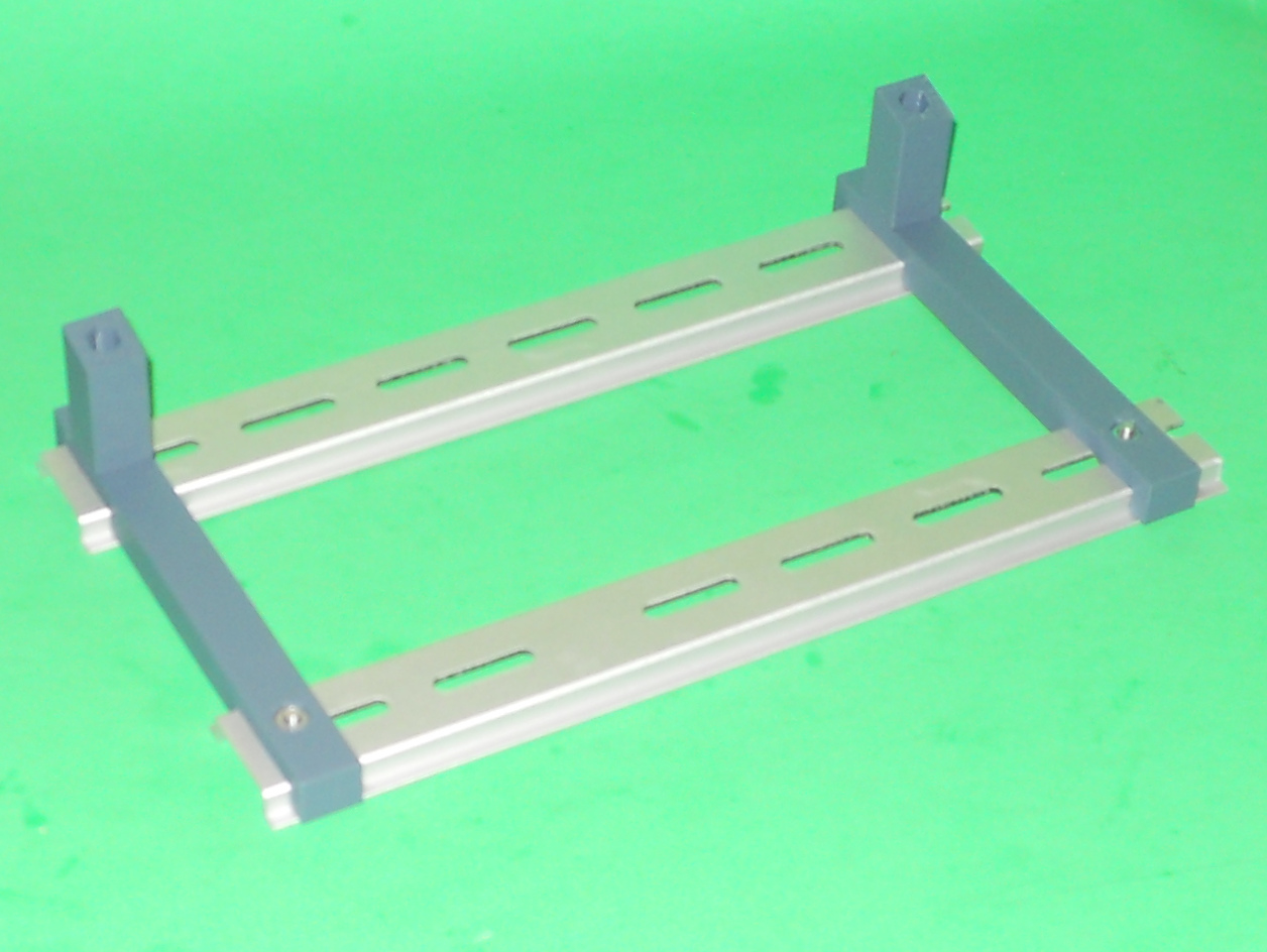 DIN Rail Prototyping Stand V02