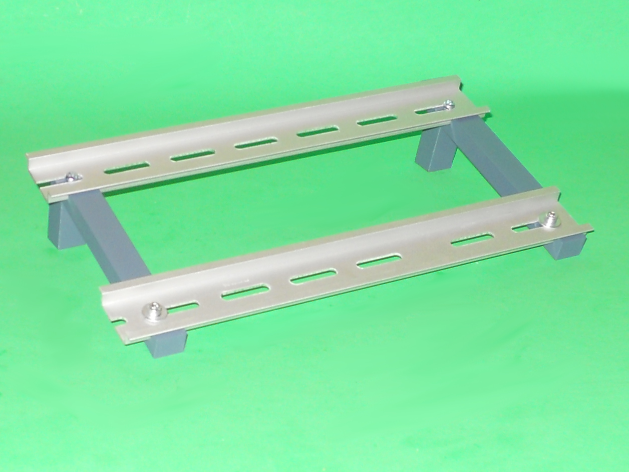 DIN Rail Prototyping Stand V02