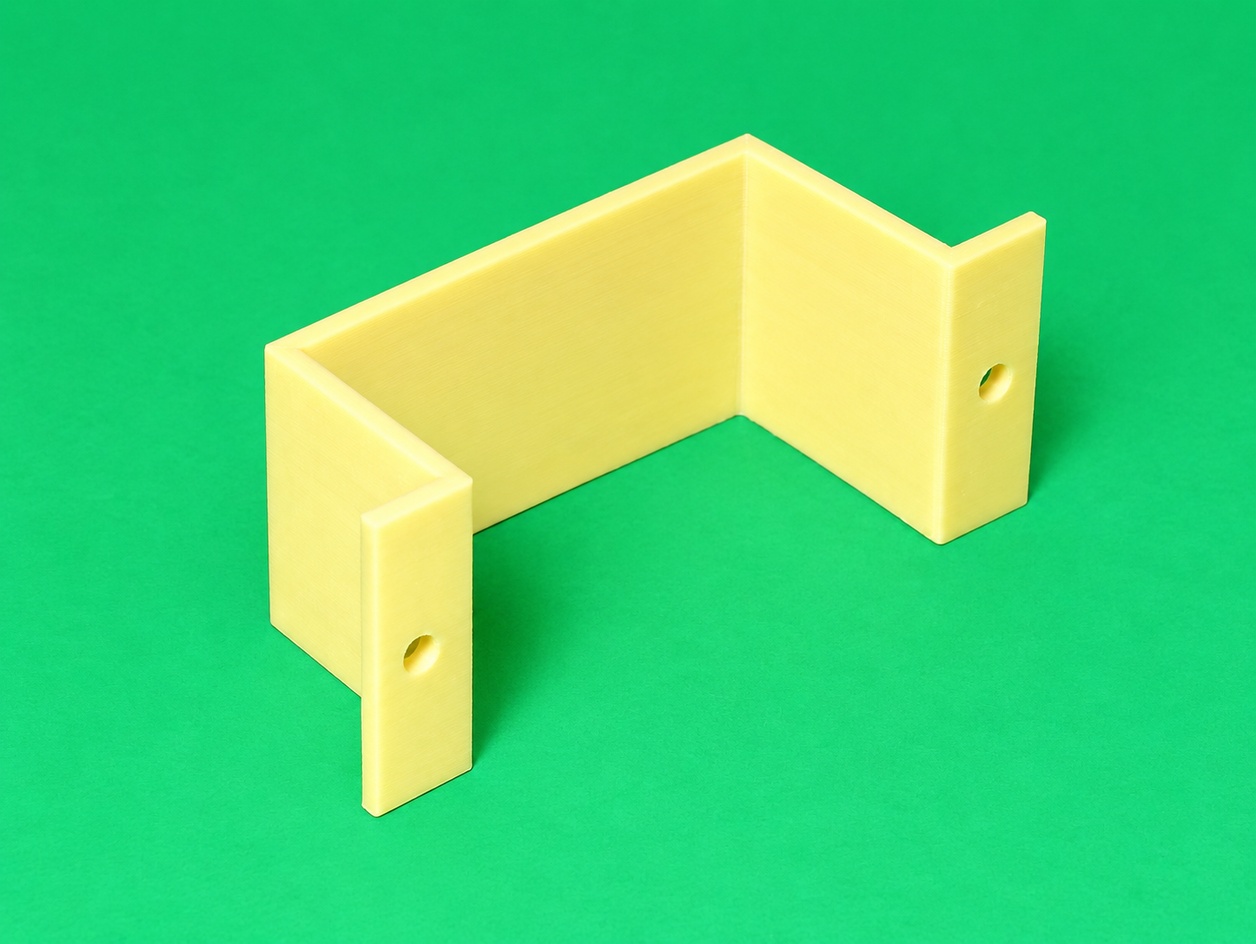Parametric Bracket with Screw Holes
